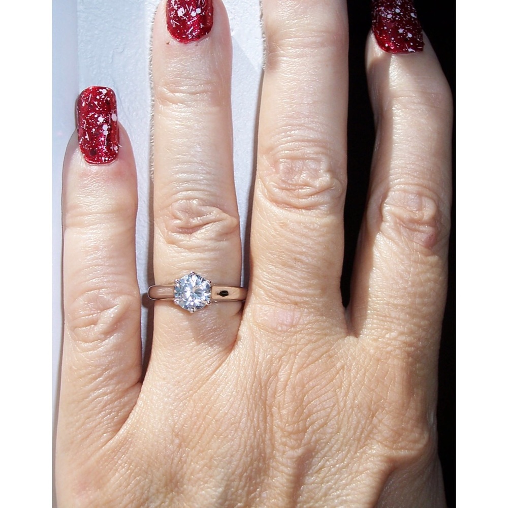 Women's Simple Solitaire Ring Cubic Zirconia 925 Sterling Silver High Polished - Picture 11 of 16